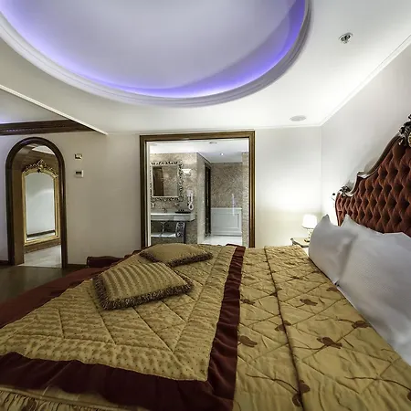 Xheko Imperial Luxury & טיראנה