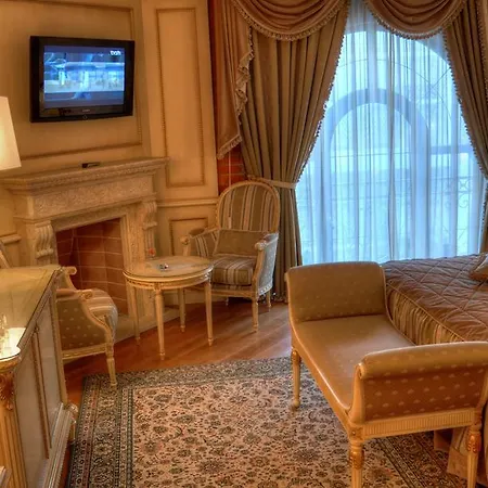 Xheko Imperial Luxury & 5* טיראנה