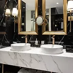 Xheko Imperial Luxury & فندق