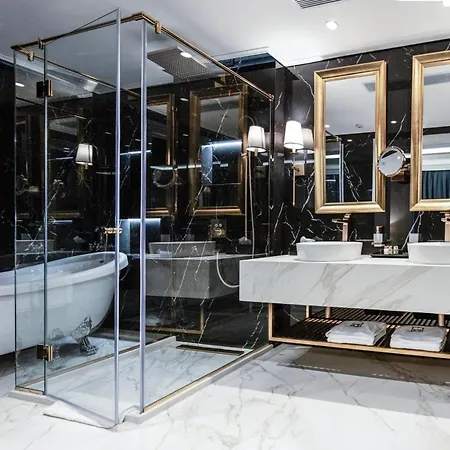 Xheko Imperial Luxury & Ξενοδοχείο Τίρανα
