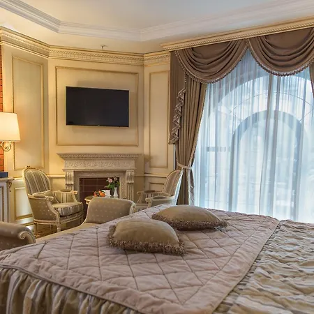 Xheko Imperial Luxury & Τίρανα