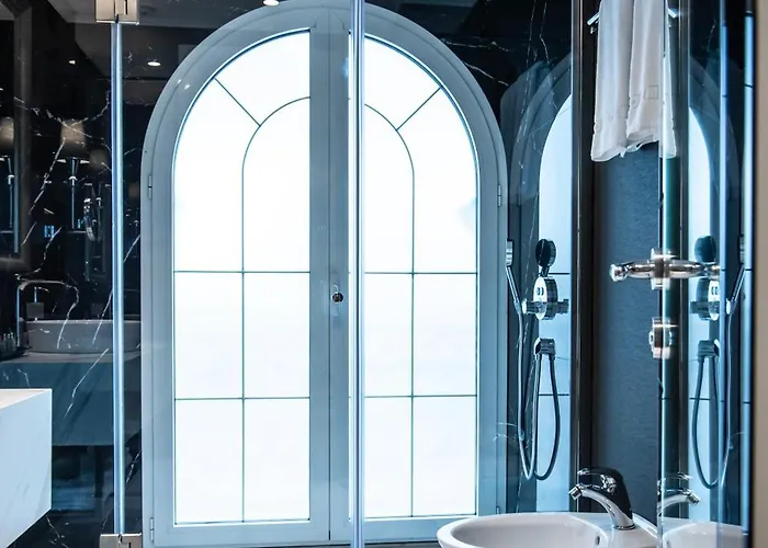 Xheko Imperial Luxury & Szálloda Tirana